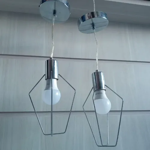 Lustre Luminária em  Aço Inox Venda do Par       peça linda toda completa ótimo estado   