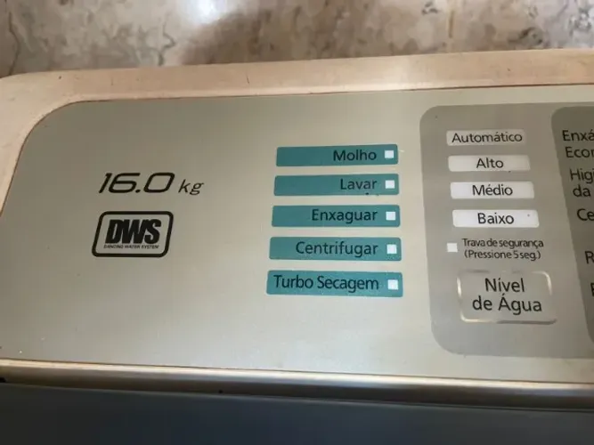 Máquina de lavar 16kg- precisa trocar a carcaça 