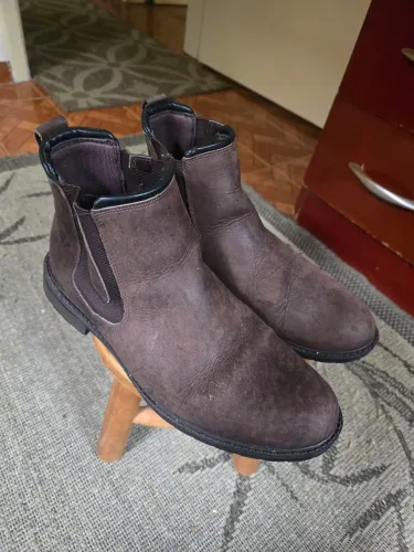 Bota Couro legítimo Marrom