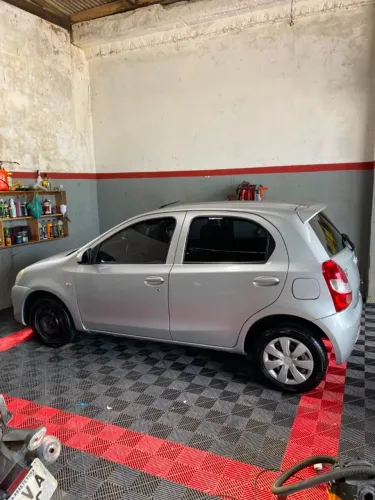 Toyota Etios X 1.3 Flex 16V 5P Mec. 2017