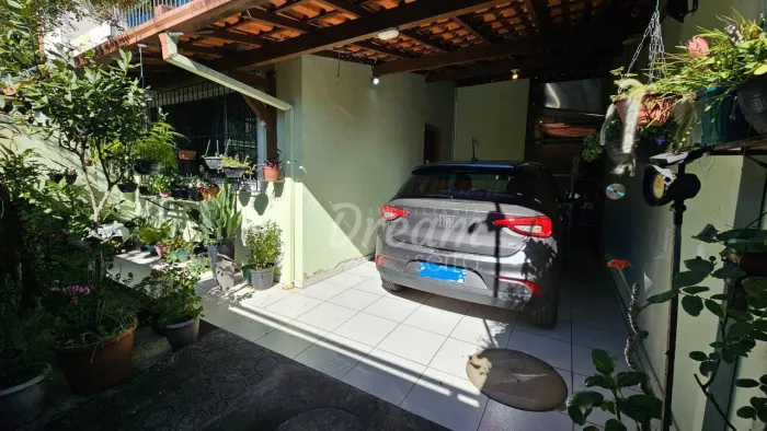 Casa com 3 dormitórios à venda, 103 m² por R$ 750.000 - Tijuca - Teresópolis/RJ