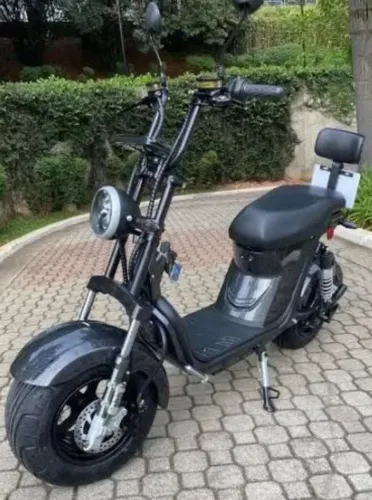 Vendo Moto-chefe 2025.