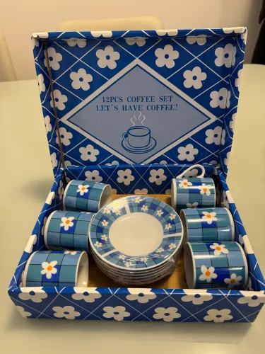 Jogo de café pequenas xícaras 12 peças novo