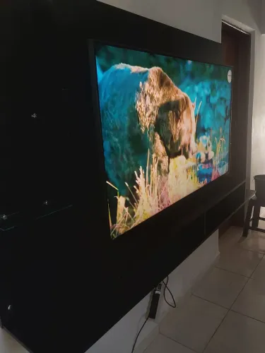 Painel para tv comprimento 1,90cm altura 1,08 profundidade 31,5