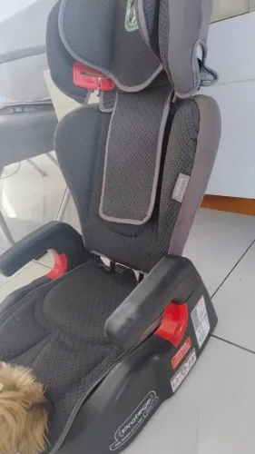 Cadeira infantil para Carro burigotto pouco usada