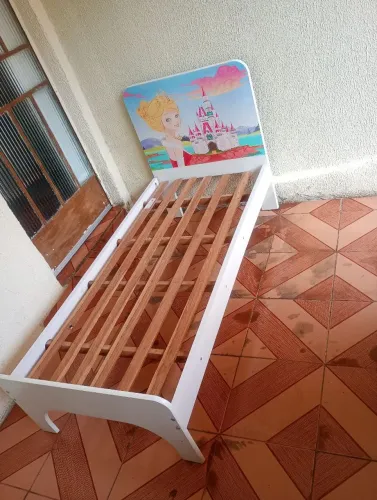 Cama infantil menina 