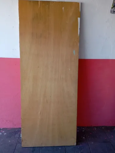 Porta 2.00 por 0.80 sem batente