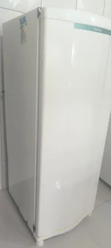 Geladeira com defeito
