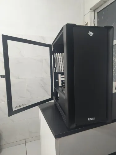 Gabinete Pichau HX550M Mid Tower - Vidro Temperado + 2 Frontais | Caixa Original