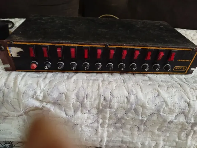 Painel de Controle (chaveamento) 12 canais