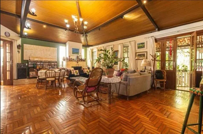 (31997) à venda - Casa com 3 quartos, 4 vagas, no Cond. Ville De Montagne