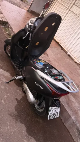 Vendo Honda Lead 2012 com SOM documentação em dias 2026 no meu nome