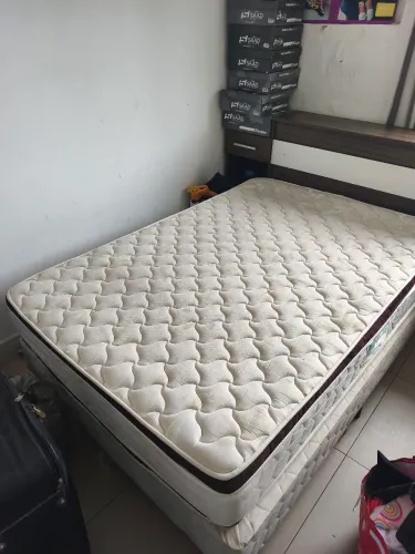 Cama de casal box