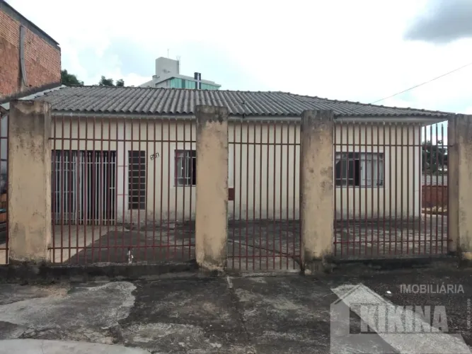 CASA À VENDA NO JARDIM CARVALHO