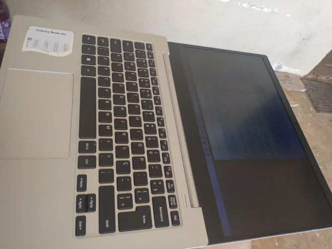 Notebook Samsung Galaxy ebook go