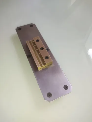 Ponte personalizada para violão em bronze e inox