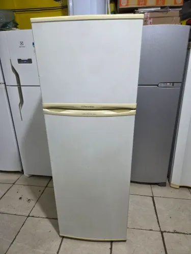 Geladeira Electrolux duplex