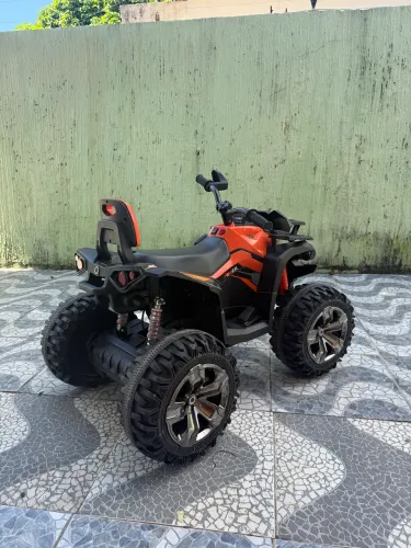 Quadriciclo elétrico bandeirante 