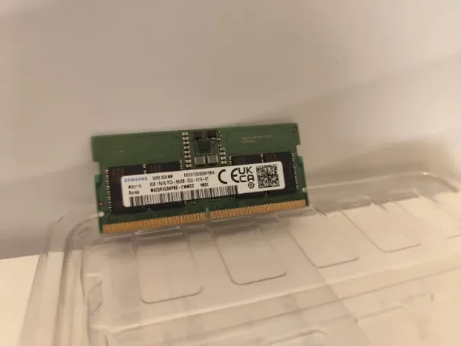 Memória RAM 8GB DDR5 5600MHz para Notebook (Original Samsung)