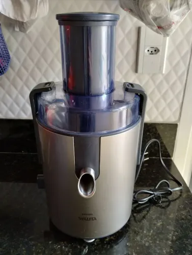 Centrífuga Juicer Wallita em ótimo estado. Espremedor de frutas e legumes.