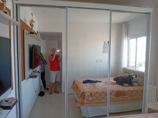 Guarda roupa casal enorme