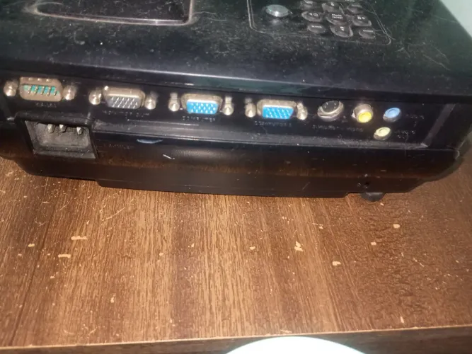 Projetor benq MP515.