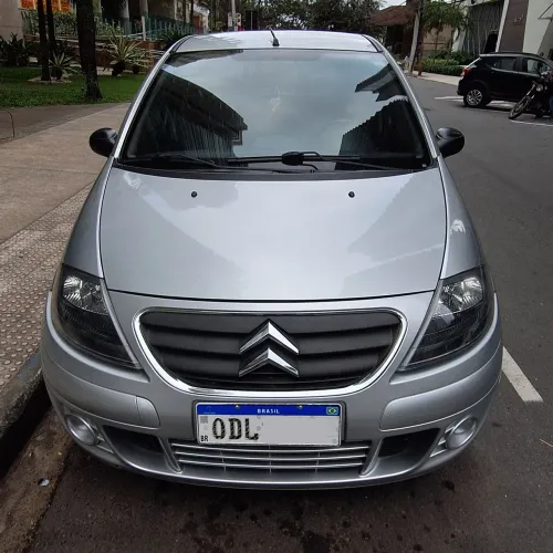 Citroen C3 GLX 1.4/ GLX Sonora 1.4 Flex 8V 5P 2012