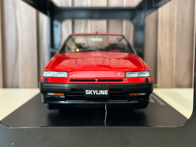 Nissan Skyline Hardtop 2000 Turbo Rs-x Autoart 1:18