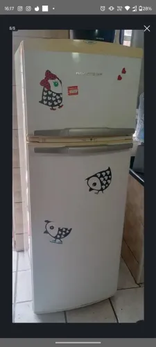 Vendo Geladeira Brastemp com defeito 
