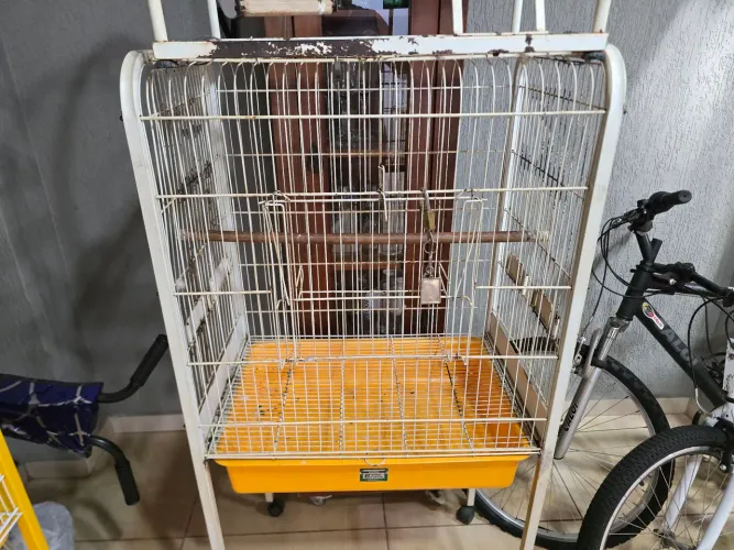 Vende se viveiro