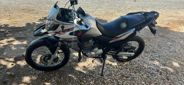 XRE 300 extra
