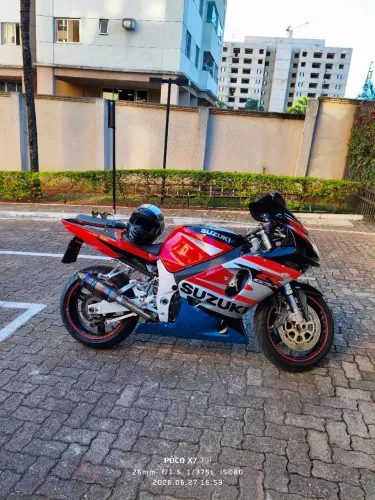SUZUKI GSXR 750 SRAD