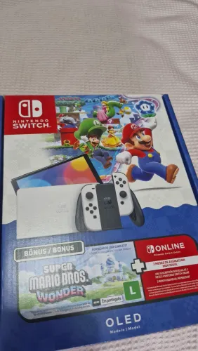 Nintendo Switch OLED + Nota Fiscal + Mario Kart 8 + Pro Controller + Acessórios