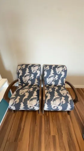 Poltronas em suede
