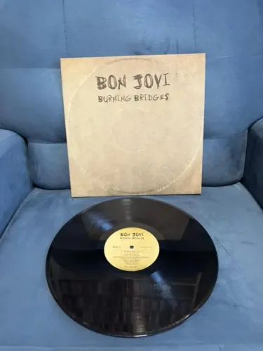 Vinil Bon Jovi Burning Bridges (Rarissímo)