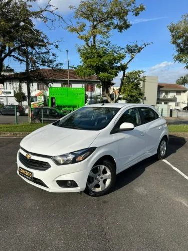 Chevrolet Onix Hatch LT 1.4 8V Flex Mec. 4P 2019