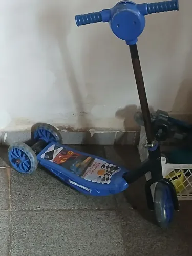 Vende-se patinete 
