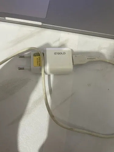 CARREGADOR DE CELULAR