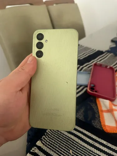 Samsung A14