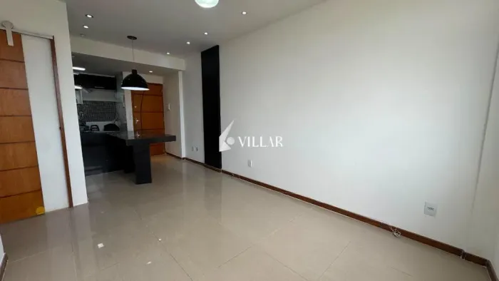 APARTAMENTO DE DOIS QUARTOS EM OLARIA