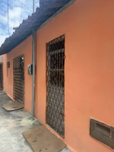 Alugo Kitnete com mobília