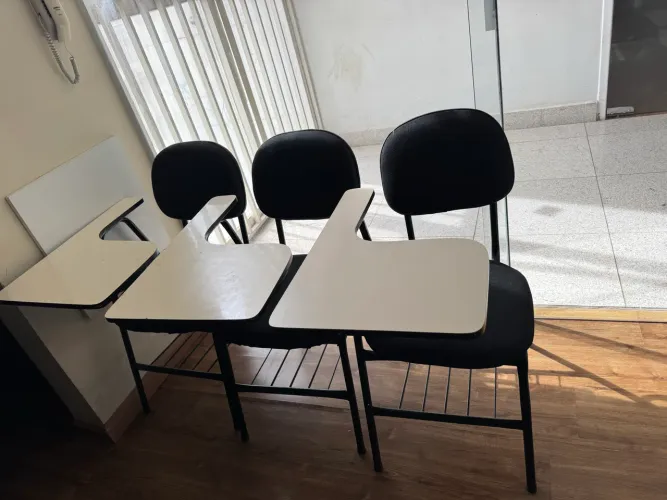 Cadeira escolar 