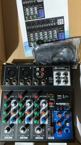 Mesa de Som / Interface de Audio