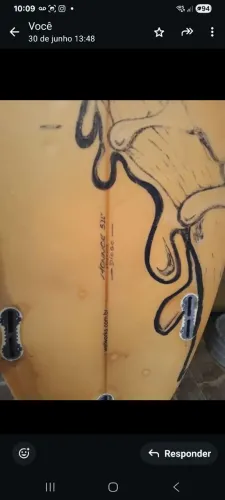 Pranchas de surf sem quilhas usadas boas