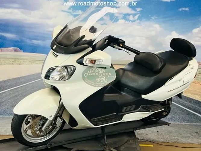JTA/SUZUKI BURGMAN 650 - Branca-2011-24.881km