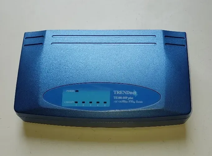 SWITCH 5 PORTAS TE100-S5P+ TRENDNET