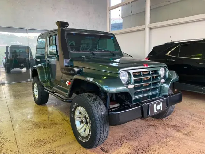 Troller T-4 4X4 3.0 TB Int. Cap. Rígida Diesel 2008