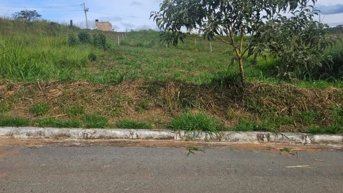 Lote de 360m² em Itabirito 