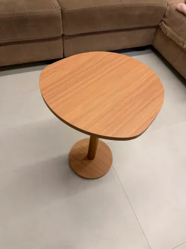 Mesa de apoio em MDF