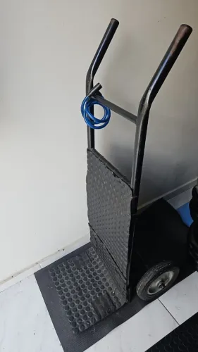 Carrinho para transporte de cargas